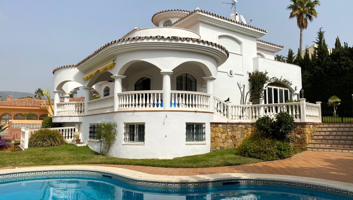 villa-en-torrequebrada
