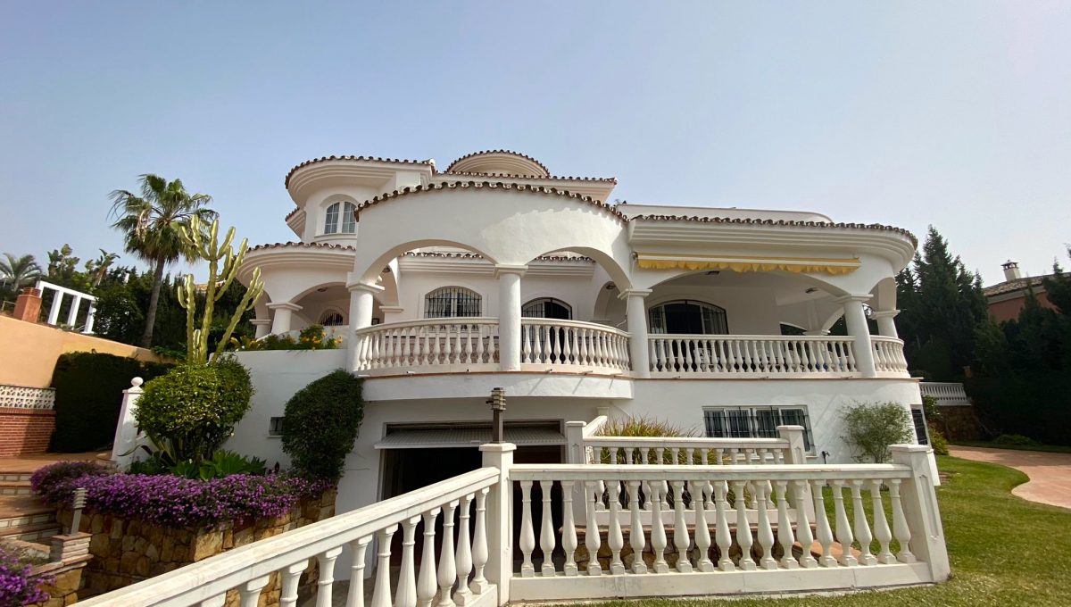 villa-en-torrequebrada