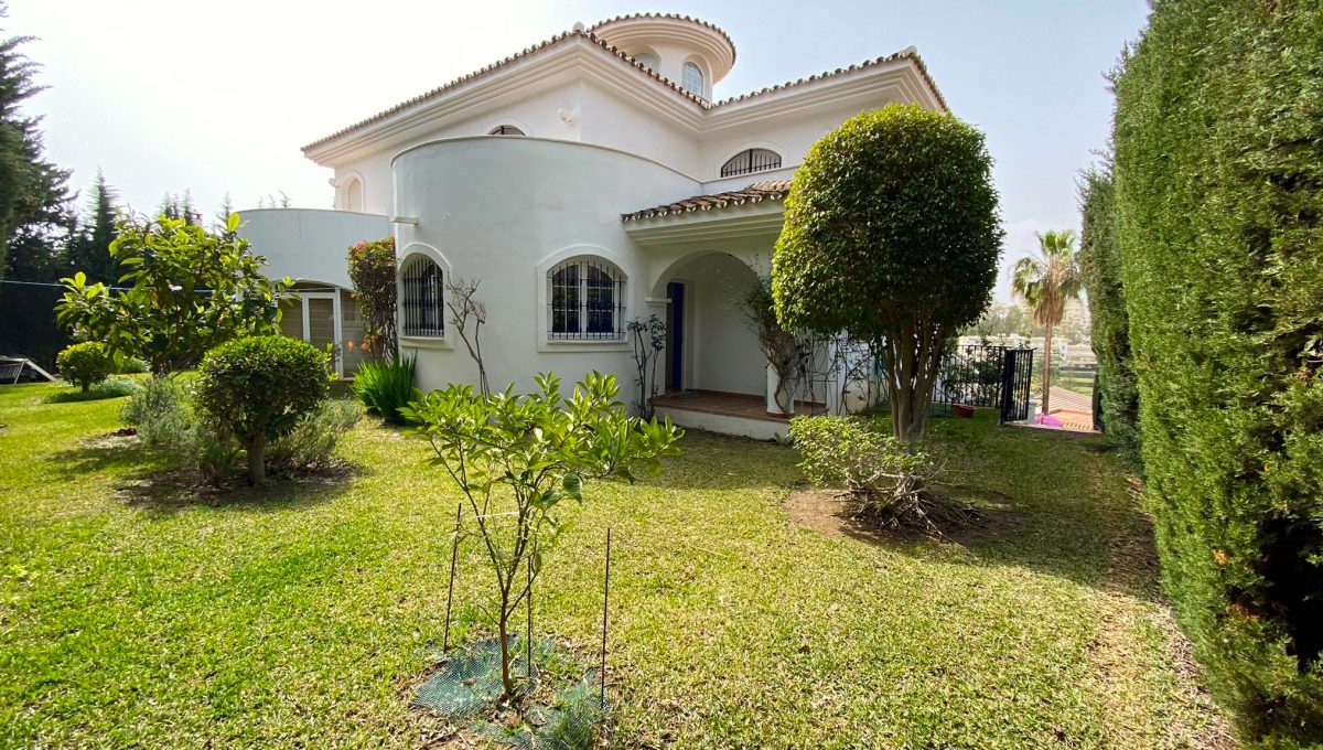 villa-en-torrequebrada